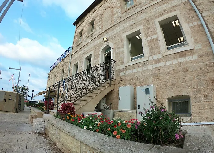 Haifa Hostel
